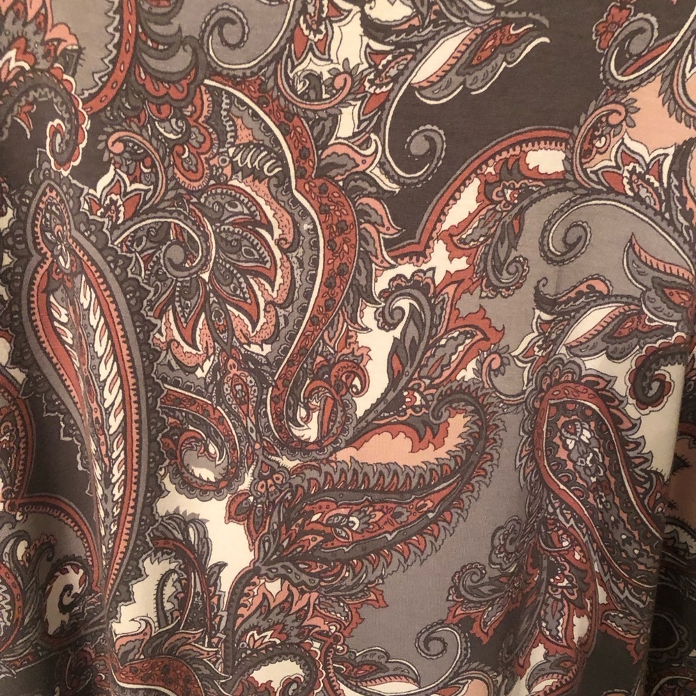 Ruby Rd. Paisley Print Top - Gray and Red - Picture 3 of 4